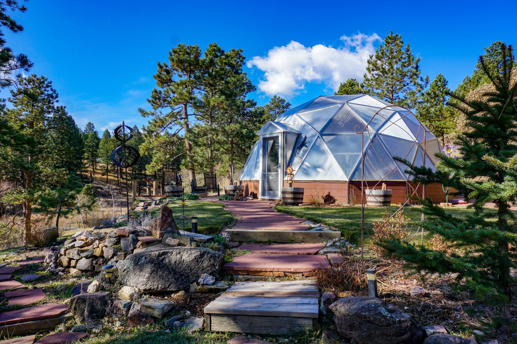 33' Growing Dome Greenhouse