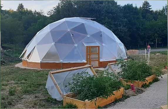 Serres Dome Capture - Growing Spaces Greenhouses Serres Dome Greenhouse in France