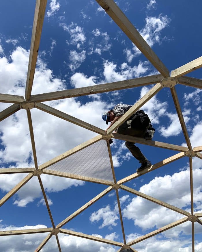 12-Deborah_Rich_Hugrlkultur_Gaden_0543 - Growing Spaces Greenhouses building geodesic dome